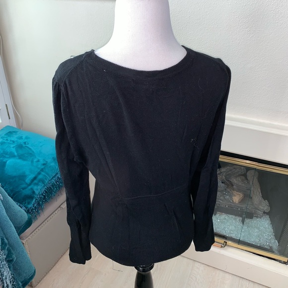 Black sweater - Picture 2 of 3